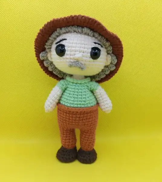 Abuelo amigurumi